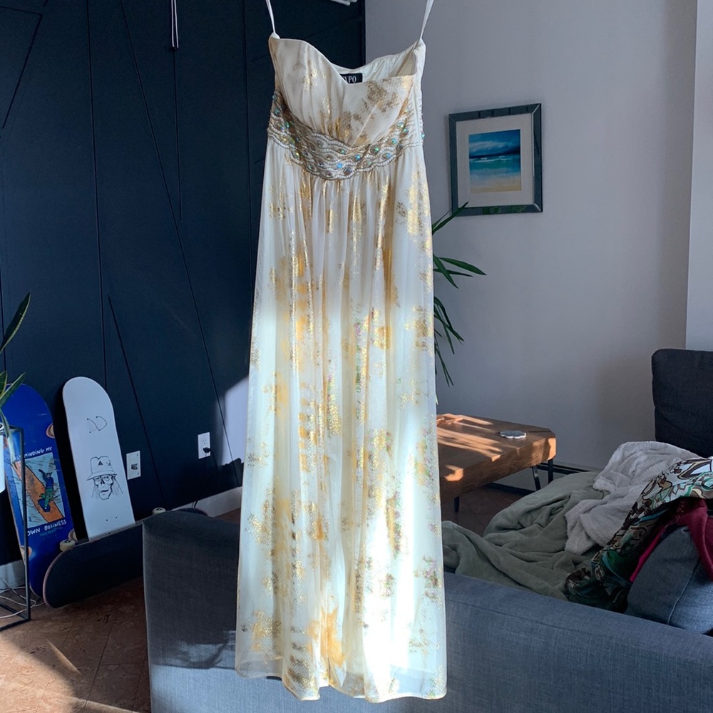 Gold Strapless Grad/wedding gown